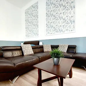 eotvos-apartman.inbudapesthotels.com/